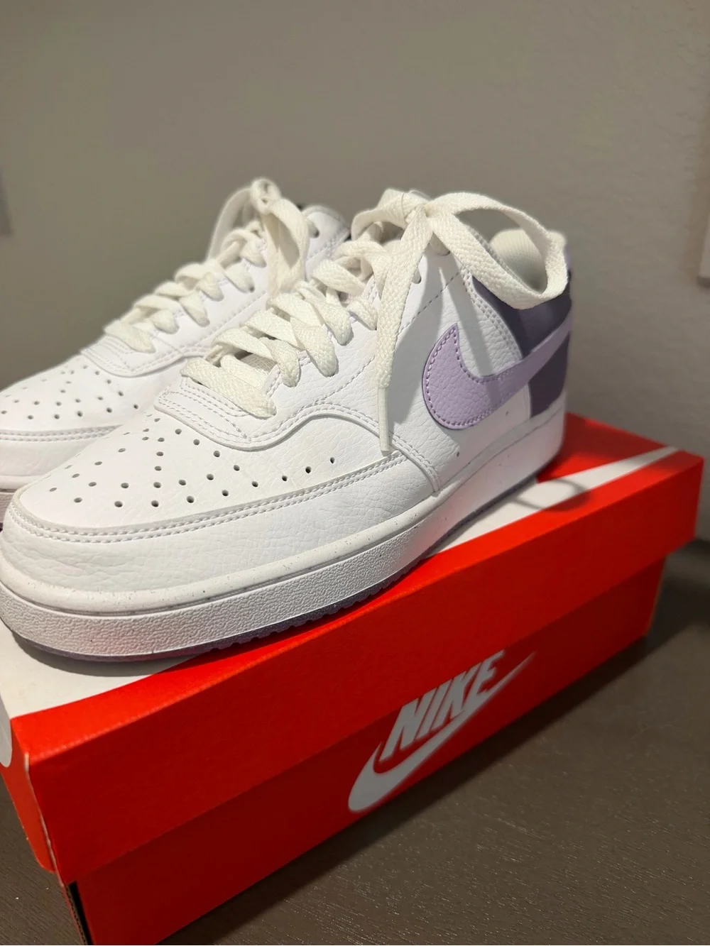 Nike Women’s White and Lavender Low-Top Sneakers